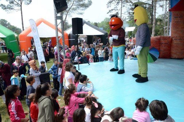 Kartepe’de Muhteşem Çocuk Şenliği