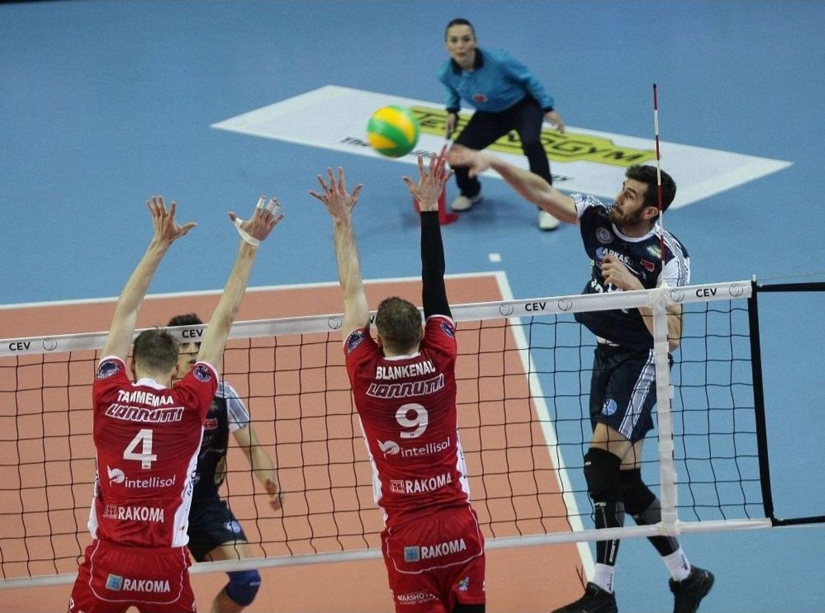 2018 Cev Erkekler Şampiyonlar Ligi: Arkas: - Noliko Maaseik: 3