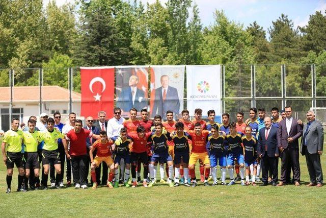 Kocasinan Liseler Arası Futbol Turnuvası Sona Erdi