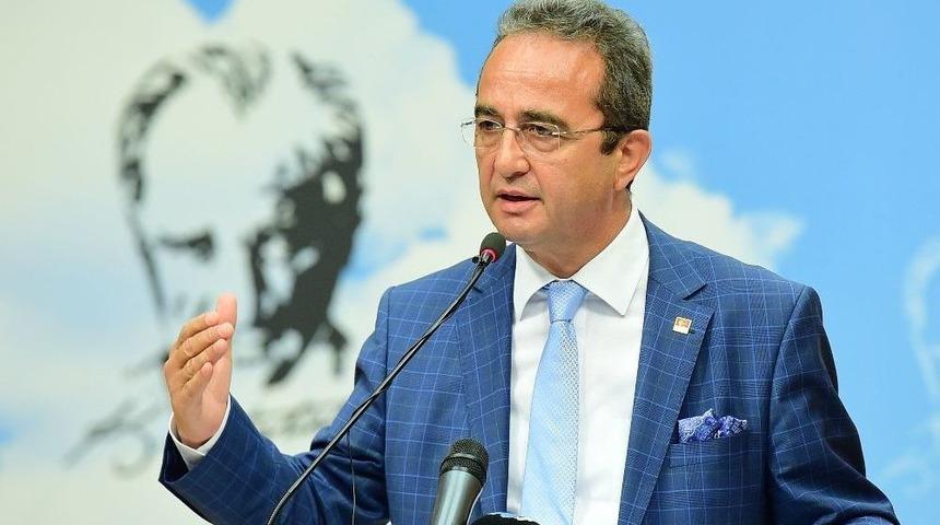Chp&rsquo;li Tezcan: "g&uuml;ndemimizde İstifa Ya Da Kurultay Yoktur"