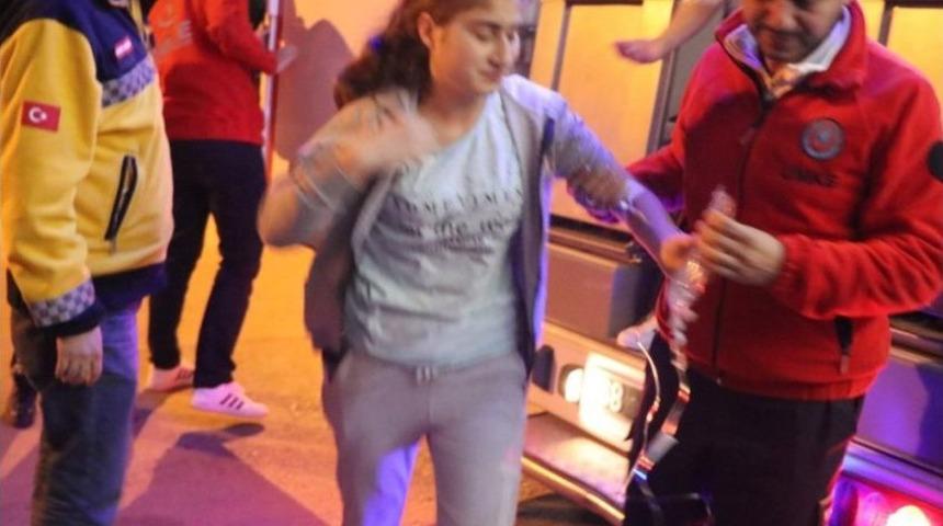 Aksaray&rsquo;da 14 &Ouml;ğrenci Gıda Zehirlenmesi Ş&uuml;phesiyle Hastaneye Kaldırıldı