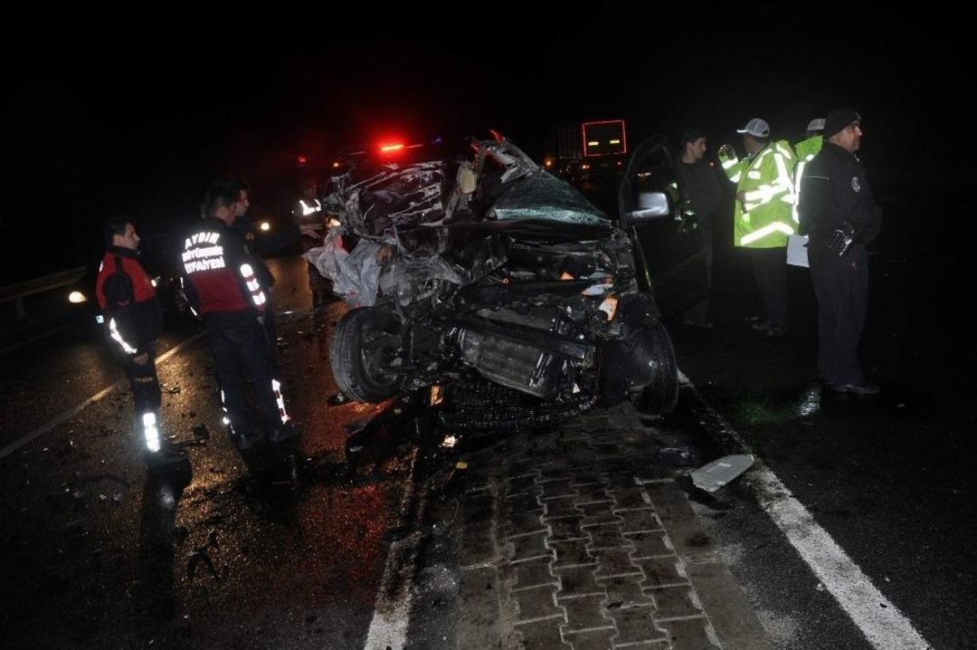 Sevgililer G&uuml;n&uuml; Kana Bulandı; 2 &Ouml;l&uuml;, 2 Yaralı