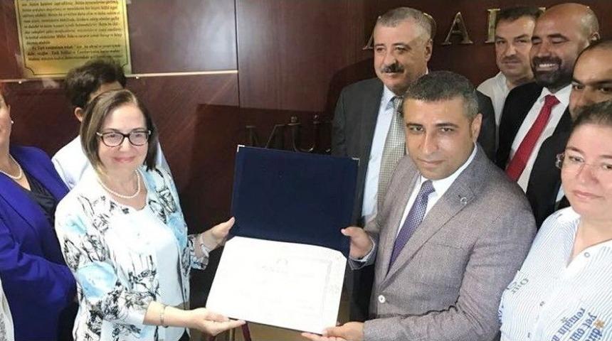 Mhp Ve Chp Gaziantep Milletvekilleri Mazbatalarını Aldı