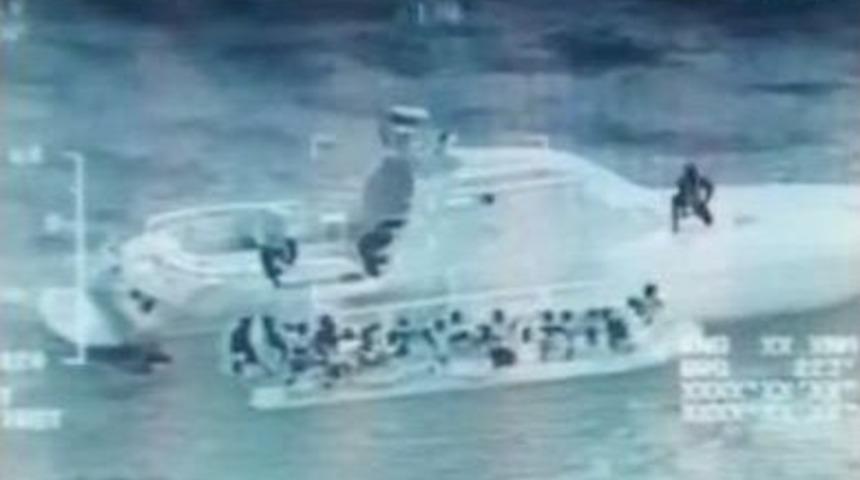 İzmir&rsquo;de 53 G&ouml;&ccedil;men Kurtarıldı