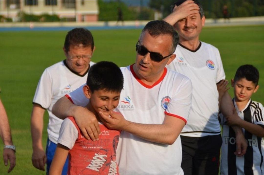 Vali &Ccedil;eber, &lsquo;koşabiliyorken Koş&rsquo; Projesine Destek İ&ccedil;in Y&uuml;r&uuml;d&uuml;