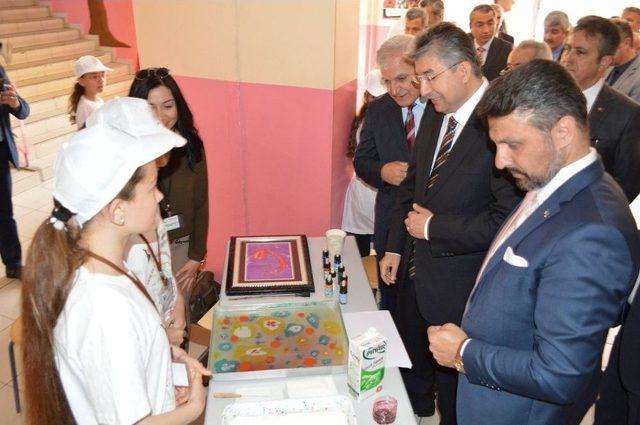 Sivrihisar&rsquo;da T&uuml;bitak 4006 Bilim Fuarı A&ccedil;ıldı 1