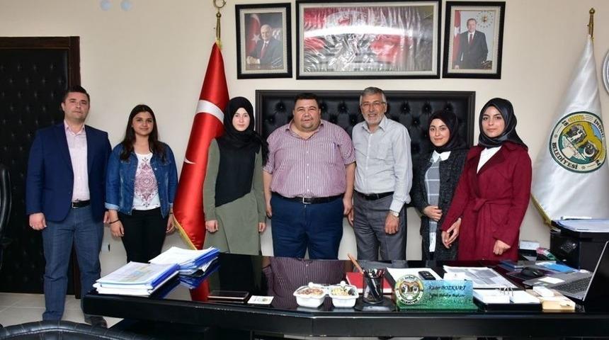 İn&ouml;n&uuml; Nene Hatun Mesleki Ve Teknik Anadolu Lisesi&rsquo;nden Başkan Bozkurt&rsquo;a Teşekk&uuml;r Ziyareti