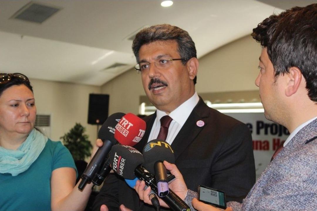 M&rsquo;anne&rsquo;ler Bağımlılığa Karşı İş Başı Yaptı