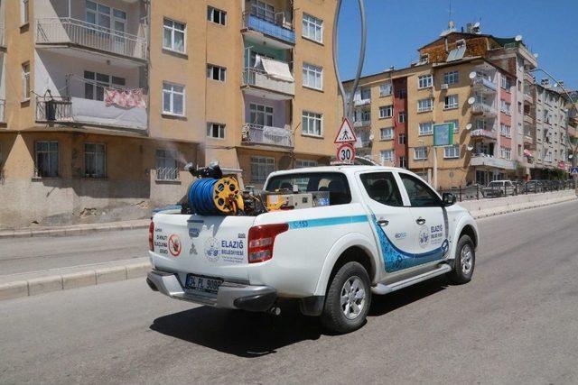 Elazığ’da İlaçlama Çalışmaları Sürüyor