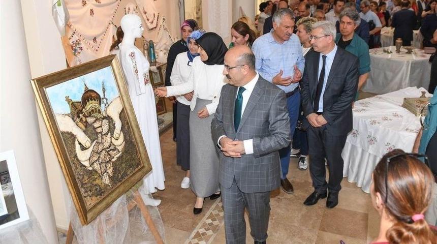 Seyhan Halk Eğitim Merkezleri Yılsonu Sergisi A&ccedil;ıldı