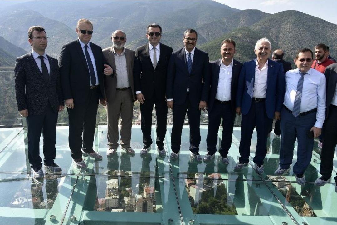 Doğu Karadeniz B&ouml;lgesinin Y&ouml;neticileri G&uuml;m&uuml;şhane&rsquo;yi Gezdi