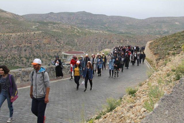 Dağcılık Ve Kış Sporları Topluluğundan Bahar Yürüyüşü