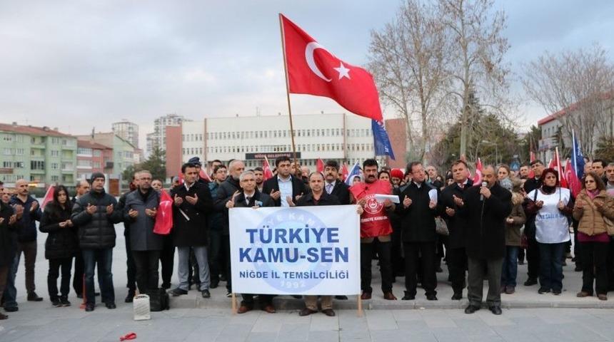 Kamu-sen&rsquo;den Mehmet&ccedil;iğe Destek