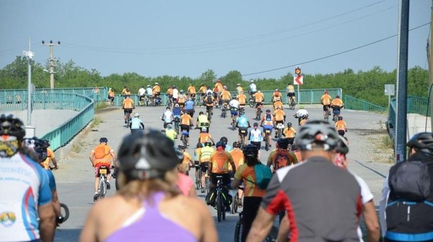 K&ouml;yceğiz&rsquo;de Portakal &Ccedil;i&ccedil;eği Bisiklet Festivali D&uuml;zenlendi