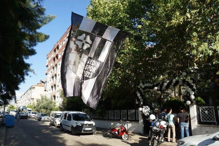 Elektrikleri Kesik Olan Aydınspor 1923, Kongreyi Bahçede Yaptı G1