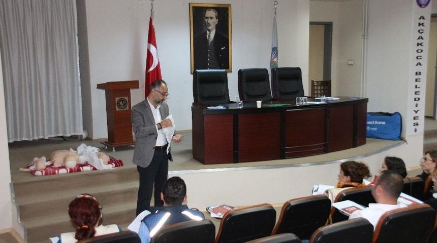 Belediye Personeline İlk Yardım Eğitimi Veriliyor