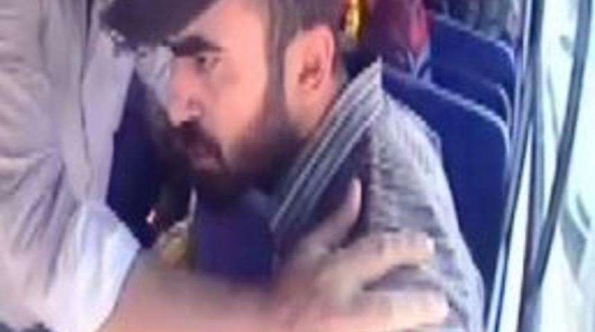 &Ouml;zel Halk Otob&uuml;s&uuml;ndeki &Ouml;l&uuml;ml&uuml; Kavganın Ş&uuml;phelisi Yakalandı