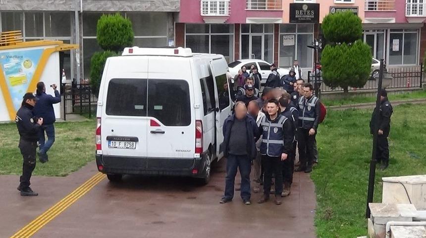 Balıkesir&rsquo;de Ter&ouml;r Propagandasına 2 Tutuklama