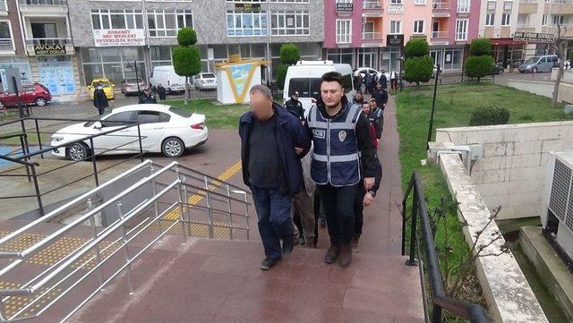 Balıkesir’de Terör Propagandasına 2 Tutuklama