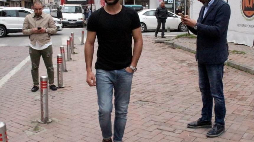 Tramvayda Ayakkabısını Veren Gen&ccedil; Konuştu