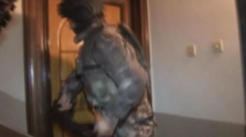 Kom&rsquo;dan 3 İlde Silah Ka&ccedil;ak&ccedil;ılarına Operasyon: 61 G&ouml;zaltı