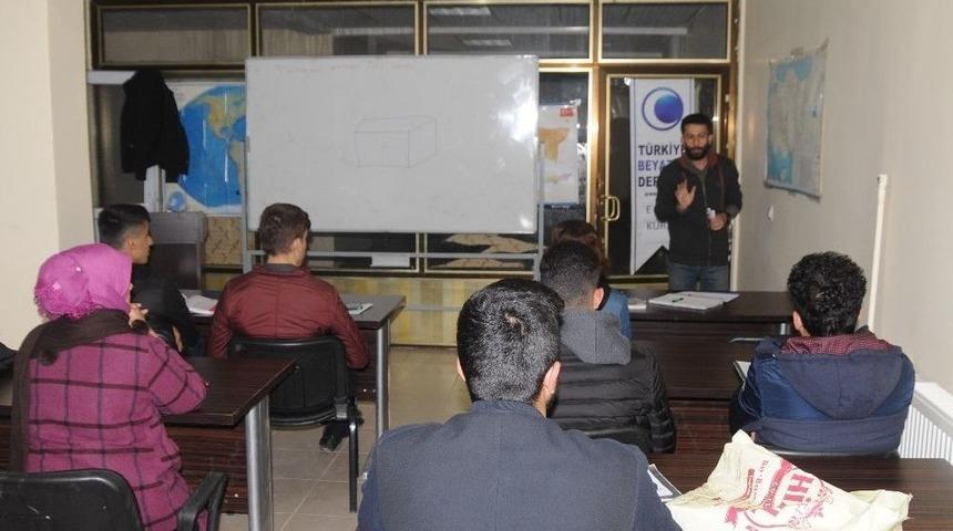 Şırnak&rsquo;ta Engelliler İ&ccedil;in E-kpss Kursu A&ccedil;ıldı