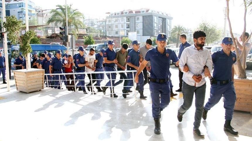 Alanya&rsquo;daki Uyuşturucu Operasyonuna 14 Tutuklama