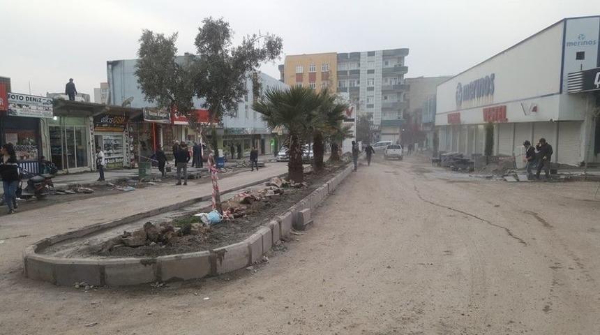 Silopi&rsquo;de Kaldırım &Ccedil;alışmaları Devam Ediyor