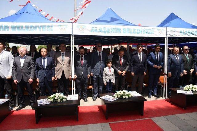 Alaşehir’in Yeni Belediye Başkanı Uçak Görevine Başladı