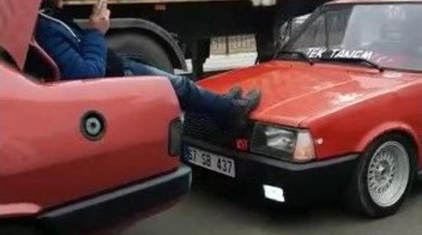 &Ccedil;ekme Halatı Yerine Bacaklarını Kullandı