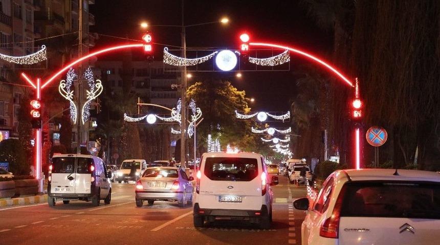 B&uuml;y&uuml;kşehirden Led&rsquo;li Sinyalizasyon Direği Uygulaması