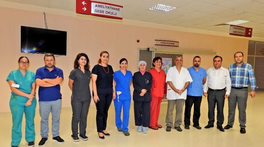 &Ccedil;eşme&rsquo;de &Uuml;&ccedil; Dakikada Hayat Kurtaran Ekip