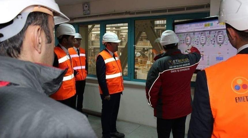 Kaymakamlar, Asit Borik Fabrikası&rsquo;nı İnceledi