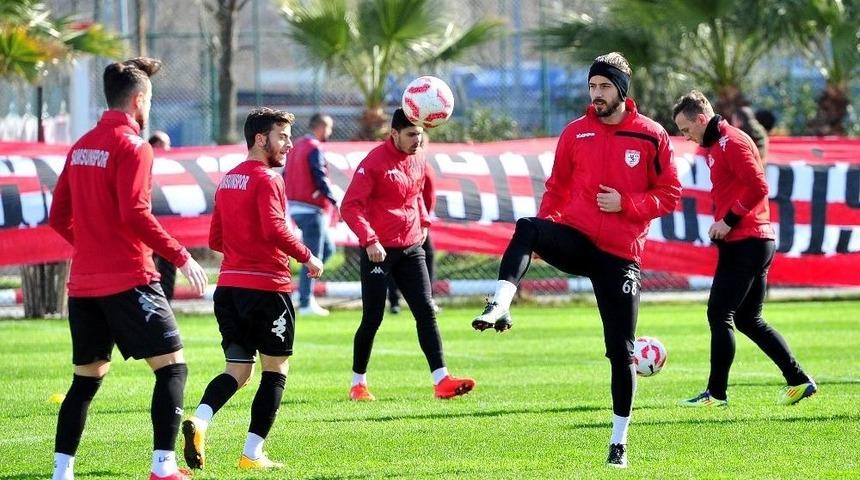 Samsunspor İle Altınordu 14. Randevuya &Ccedil;ıkacak