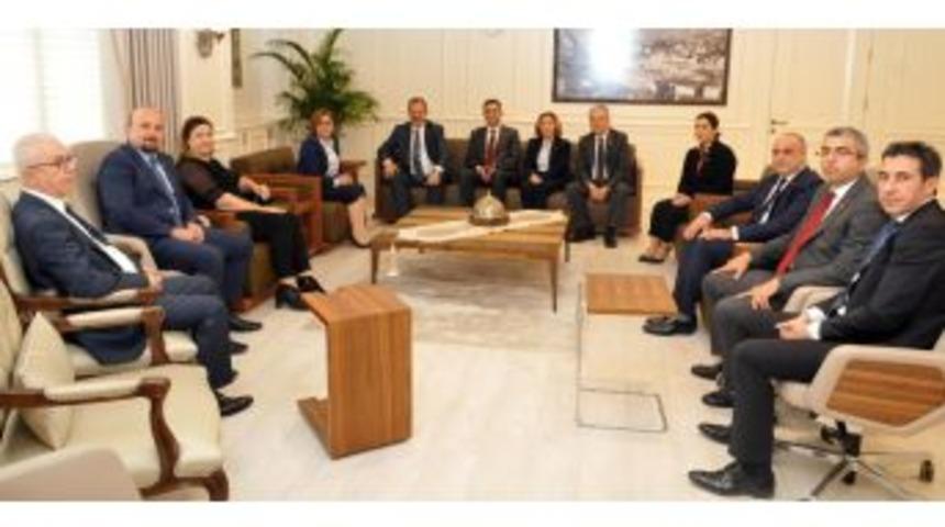 Konukoğlu&rsquo;ndan Başkan Fatma Şahin&rsquo;e Ziyaret