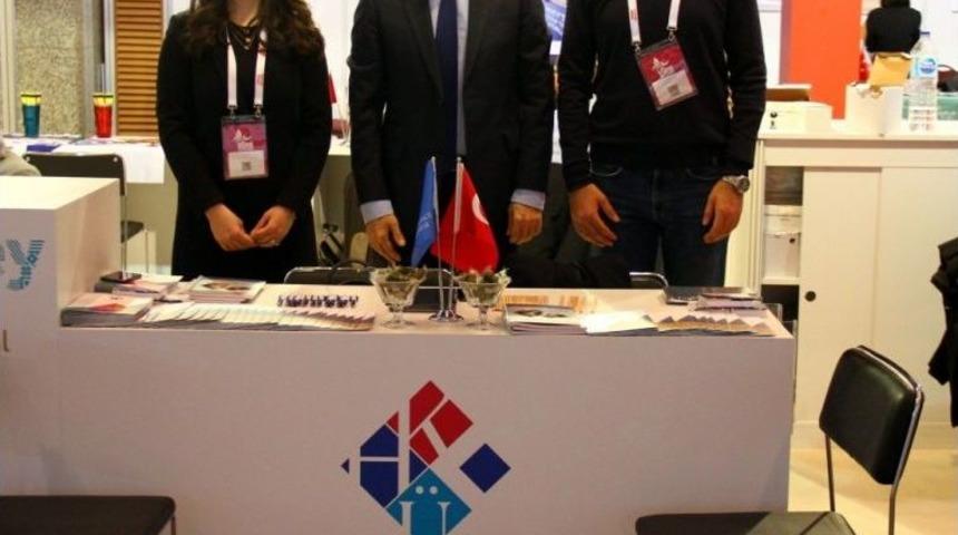 Hk&uuml; Eğitim Fuarına Katıldı