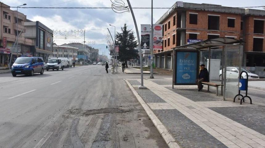 D&uuml;zce&rsquo;de &Ccedil;ukurlar Kapatıldı