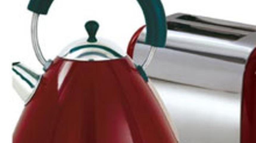 Renkli Kettle ve Ekmek Kızartma Makinesi