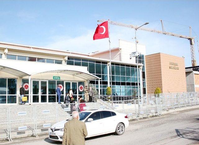 Başkan Erdem, Silivri&rsquo;de 15 Temmuz Davasını Takip Etti 1