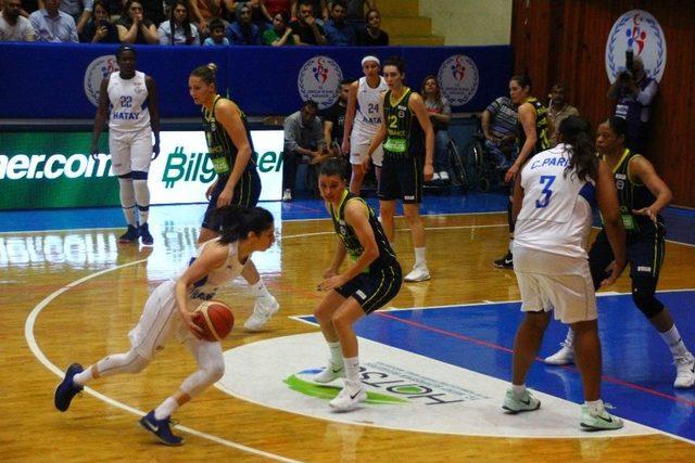 Bilyoner.com Kadınlar Basketbol Ligi: Hatay Bşb: 58 - Fenerbahçe: 73