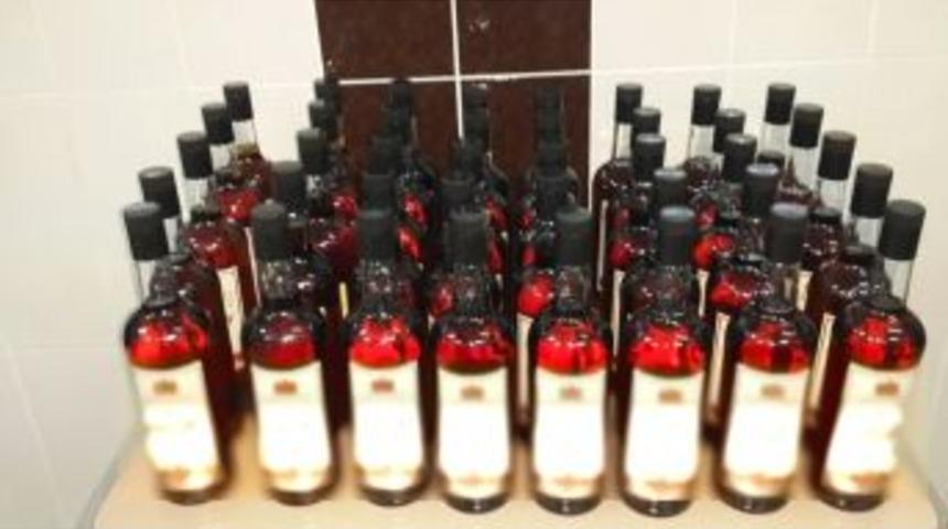 Otomobilde Ka&ccedil;ak İ&ccedil;ki Ele Ge&ccedil;irildi