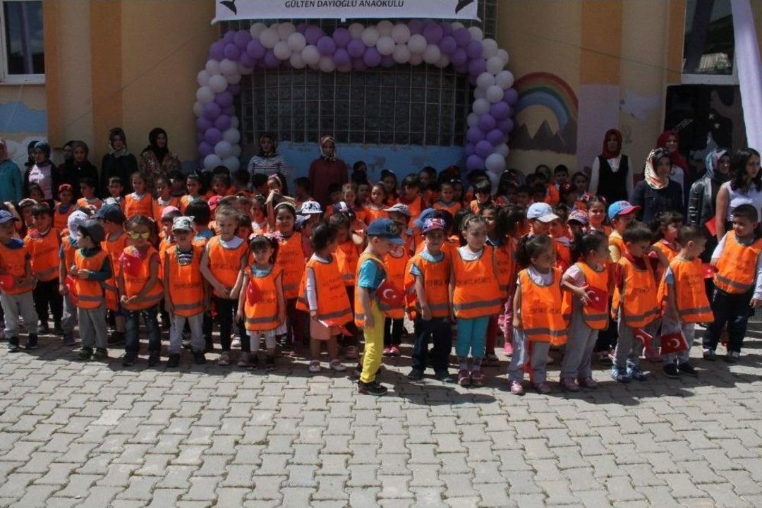 Emet&rsquo;te Eğitim Ve Bilim Şenliği