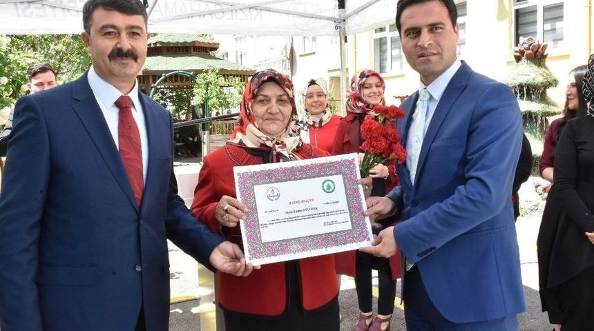 Halk Eğitim Merkezi &ldquo;yıl Sonu Sergisi&rdquo; A&ccedil;ıldı