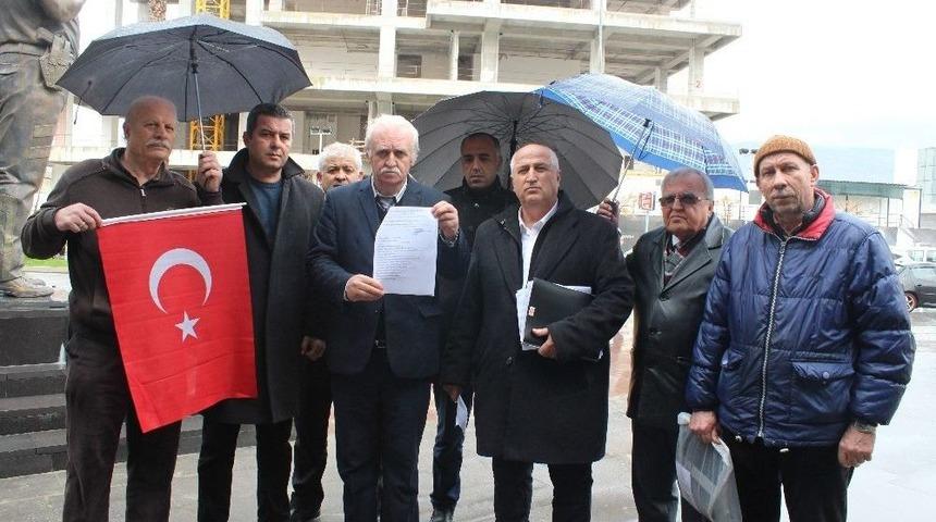 Trump&rsquo;a Şiirli Su&ccedil; Duyurusu