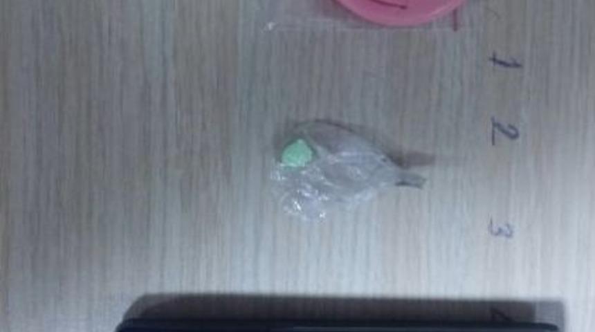 Bitlis&rsquo;te Uyuşturucu Satanlara Operasyon