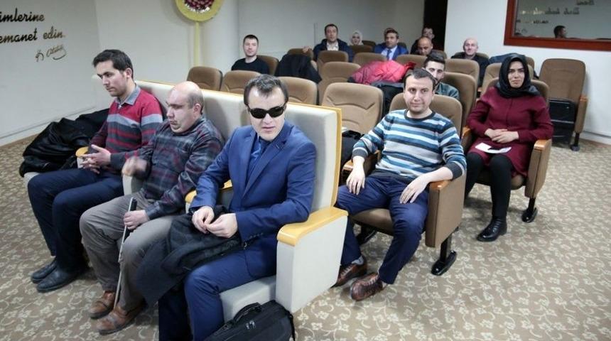 Sağlık &Ccedil;alışanlarına İşaret Dili Eğitimi