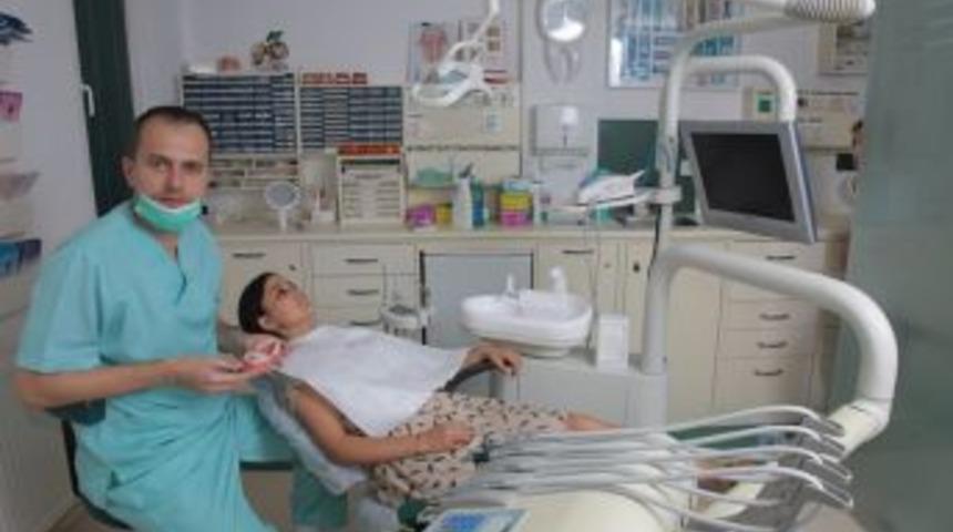 "soğuk Havalarda Diş Hassasiyeti Problemi Artıyor"