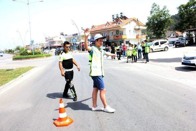 Sürücülere Ceza Yerine Çocuklardan Tavsiye