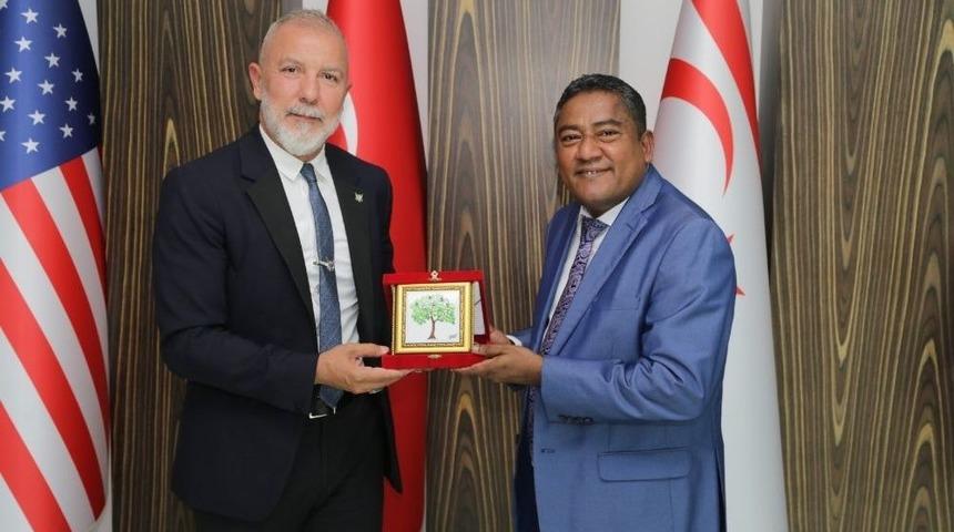 Sri Lanka Kamp&uuml;s&uuml; B&uuml;y&uuml;meye Devam Ediyor