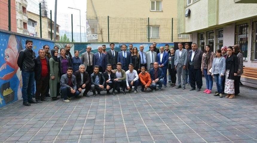 Başkan G&uuml;r&rsquo;den K&uuml;lt&uuml;r Merkezine &Ouml;vg&uuml;ler